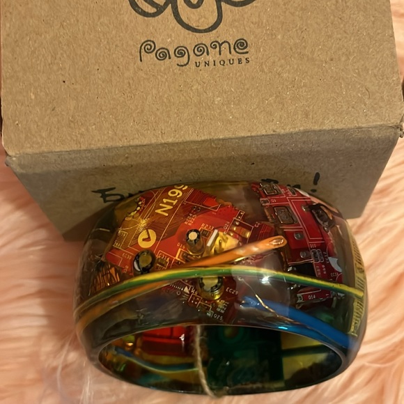 PAGANEuniques Beautiful, Clunky, Resin Bracelet w Computer Parts Encased Inside - Picture 9 of 13